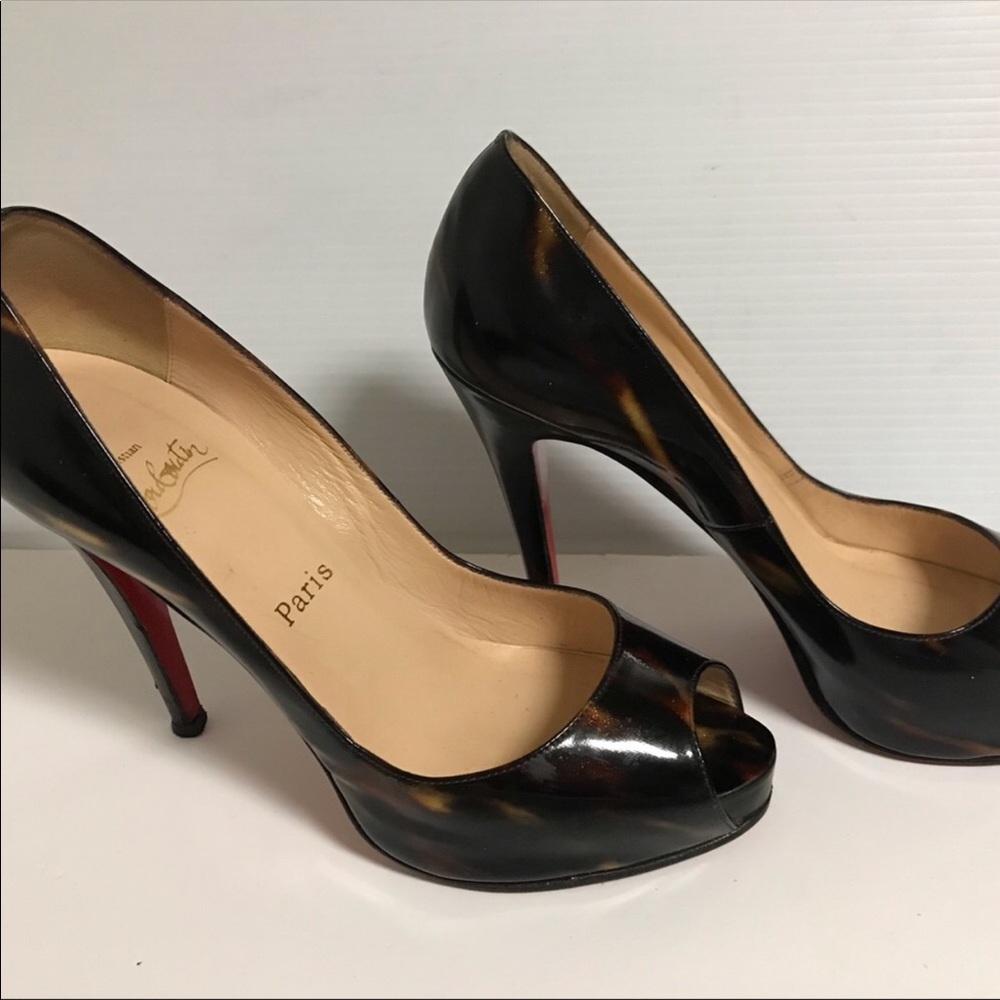 Christian Louboutin Shoes size 38